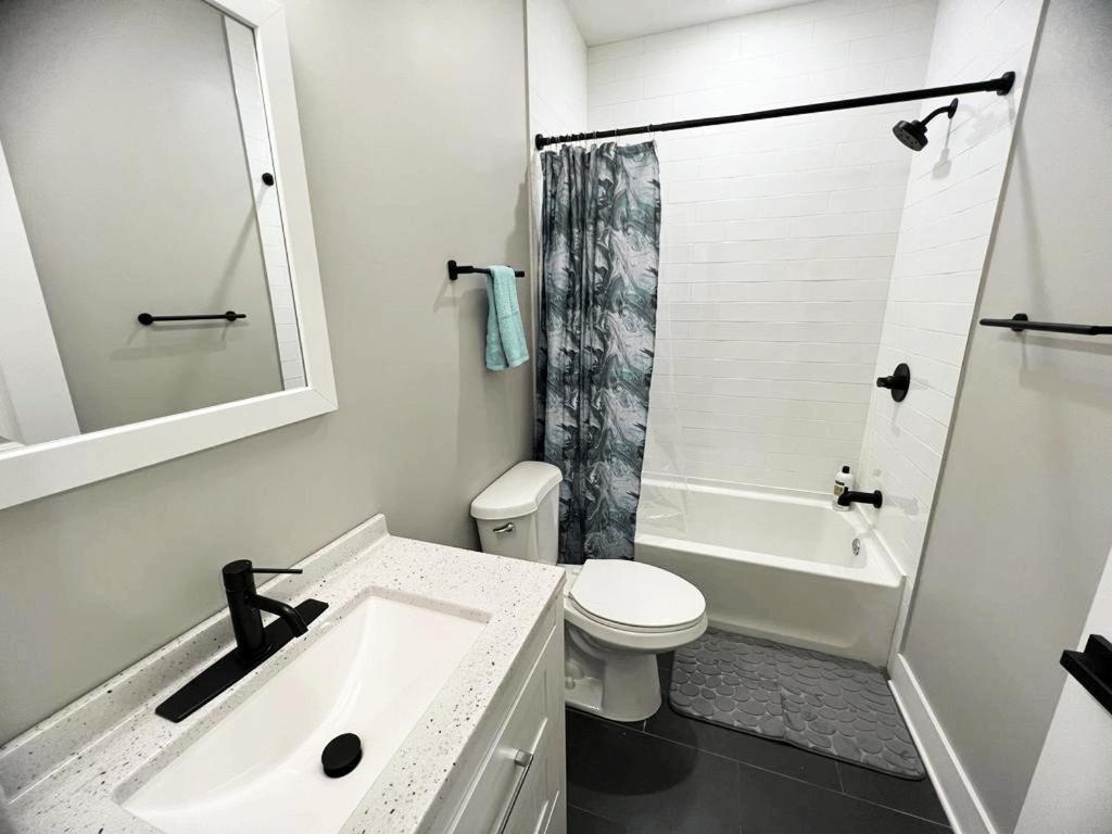Modern 2Br 2Ba Apartment With Rooftop In Brewerytown Filadélfia Exterior foto
